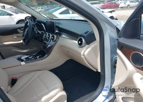 2016 Mercedes-Benz Glc 300 4Matic from USA, damaged, VIN WDC0G4KB8GF078741